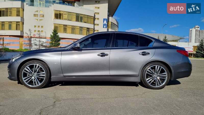 Седан Infiniti Q50 2016 в Києві