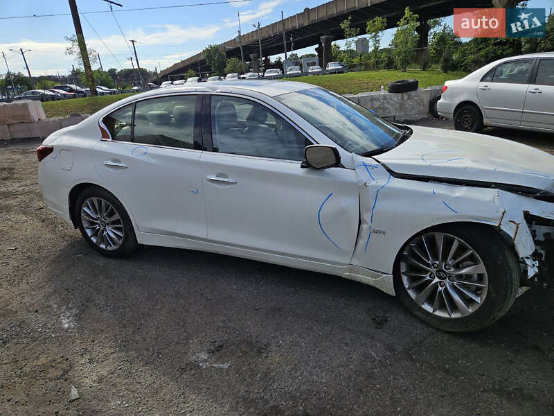 Седан Infiniti Q50 2019 в Луцьку