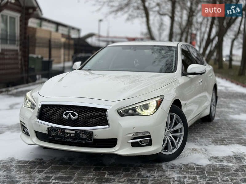 Infiniti Q50 2016