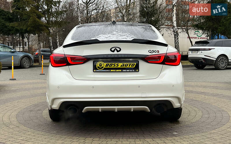 Седан Infiniti Q50 2017 в Львові