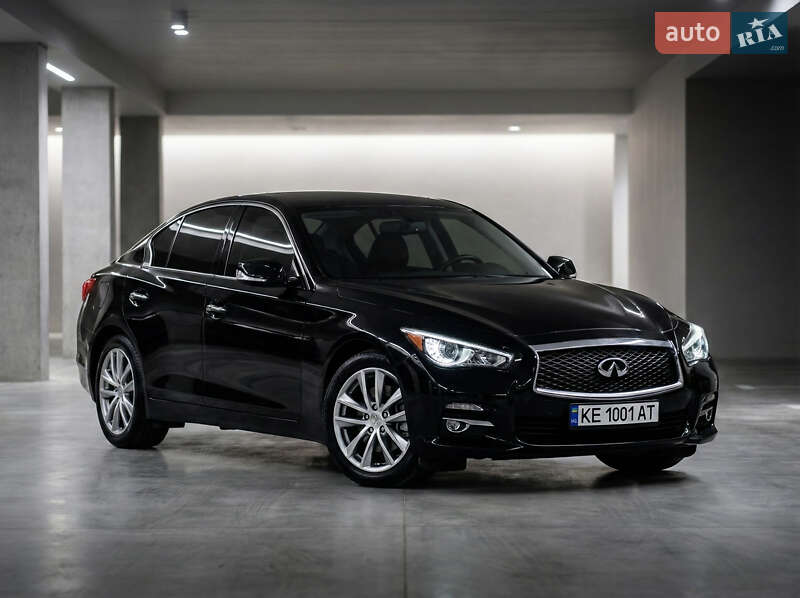 Infiniti Q50 2014