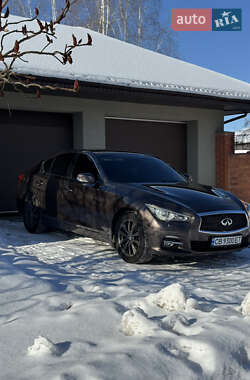 Седан Infiniti Q50 2014 в Чернигове