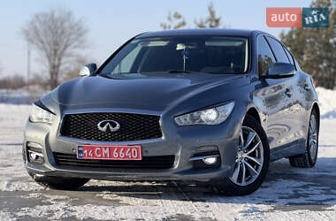 Седан Infiniti Q50 2015 в Камне-Каширском