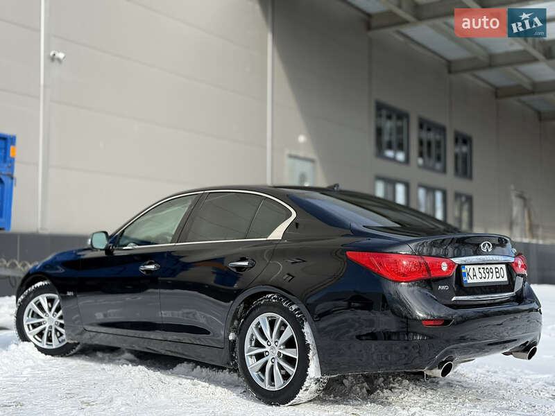 Седан Infiniti Q50 2017 в Киеве