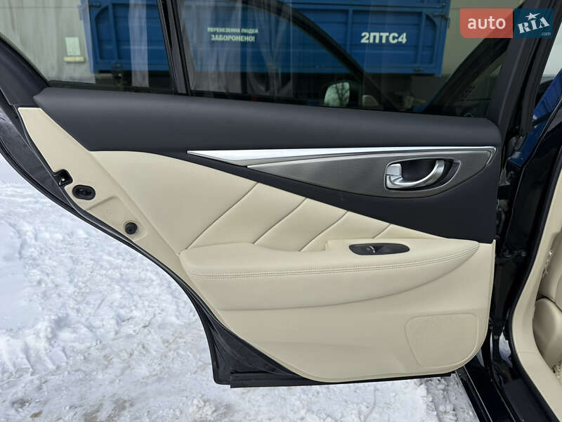 Седан Infiniti Q50 2017 в Киеве