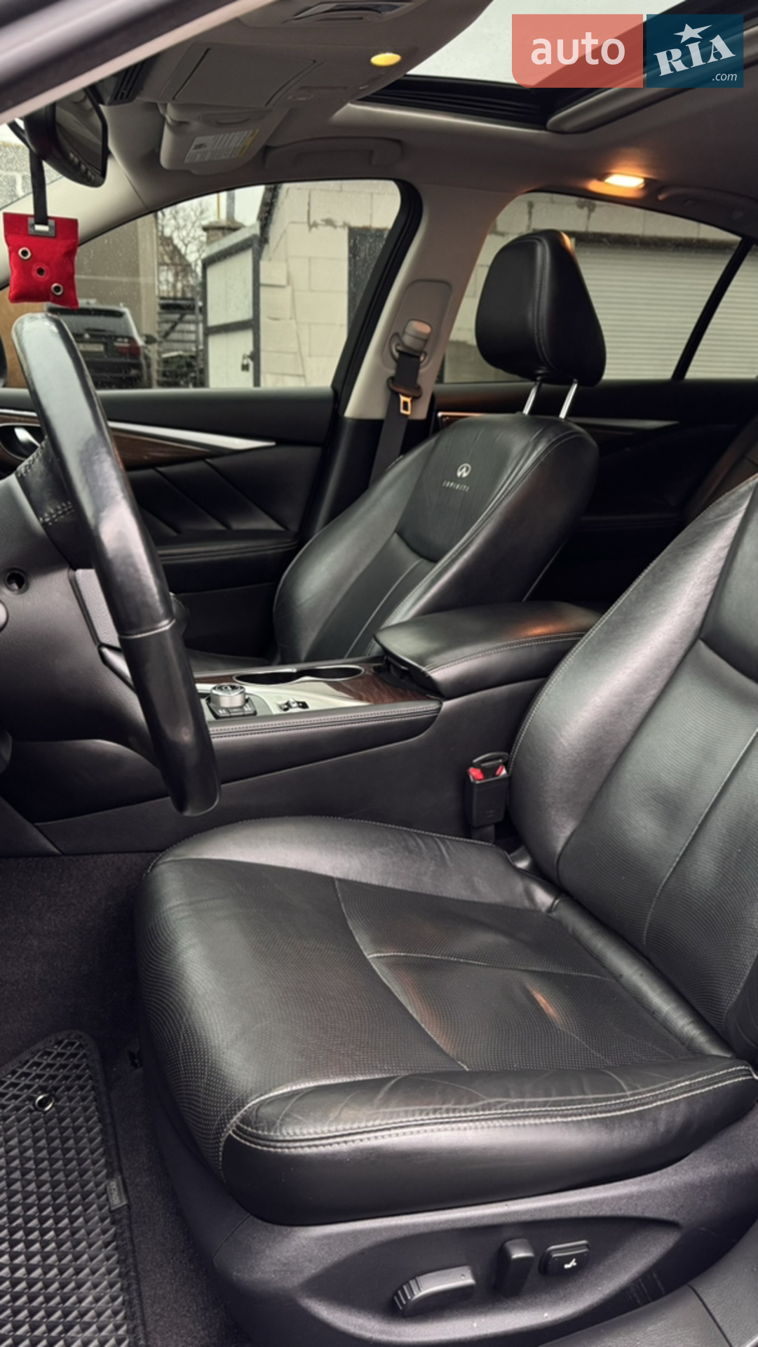 2013 Infiniti Q50 - мініатюра 16