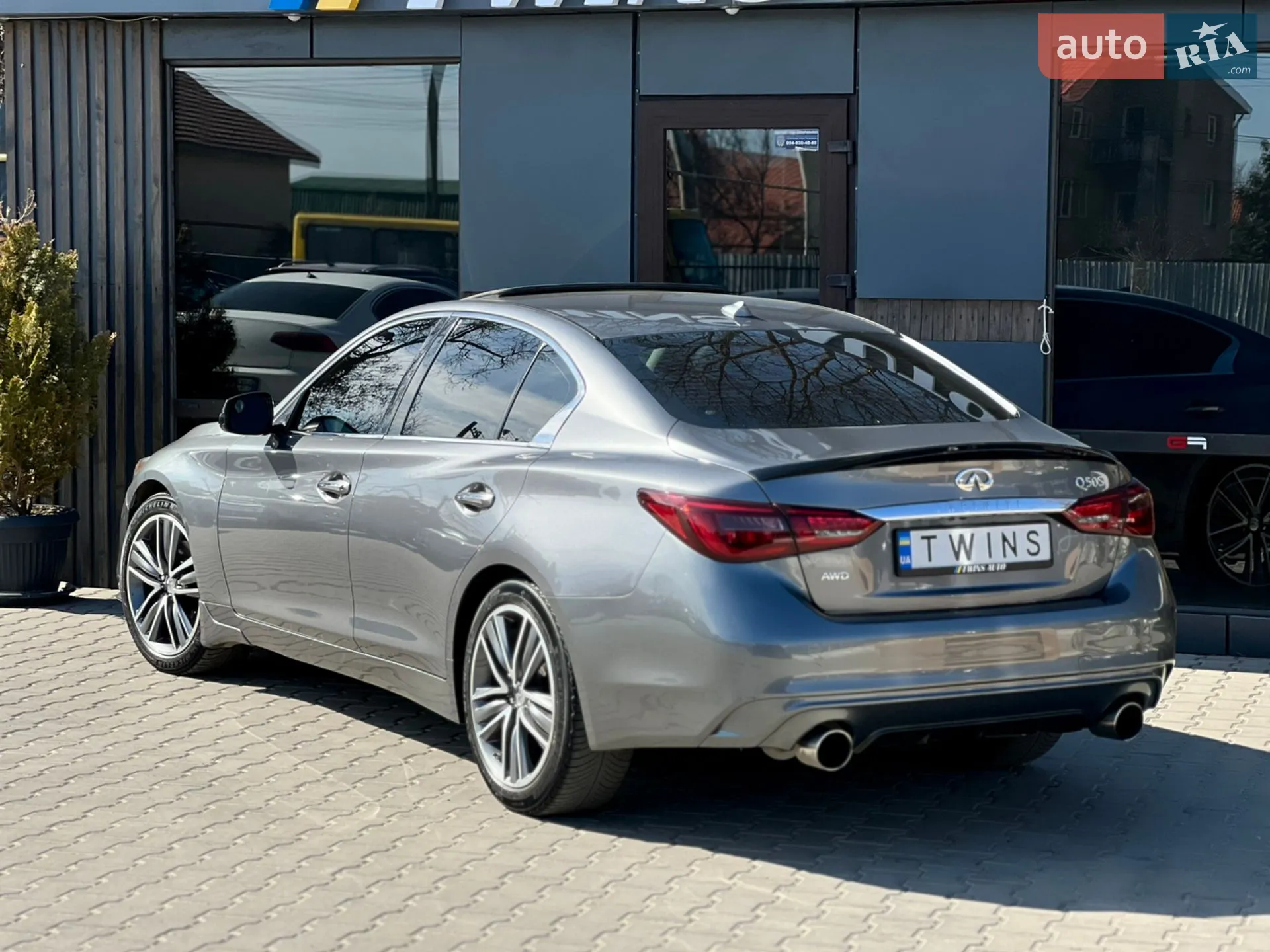 2017 Infiniti Q50 - мініатюра 6