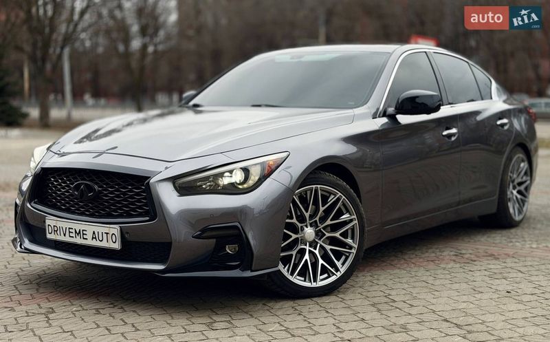Infiniti Q50 2015