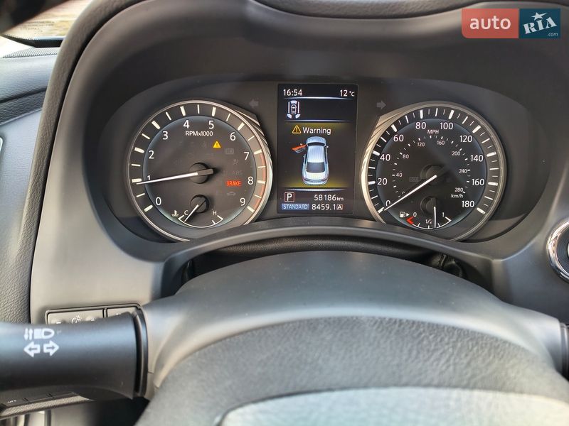 Седан Infiniti Q50 2020 в Львове