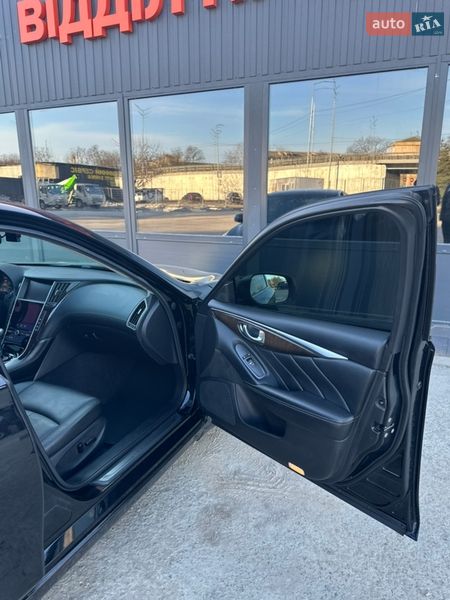 Седан Infiniti Q50 2017 в Киеве