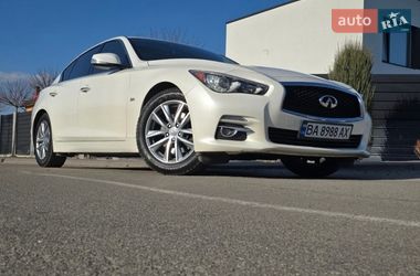 Седан Infiniti Q50 2016 в Києві