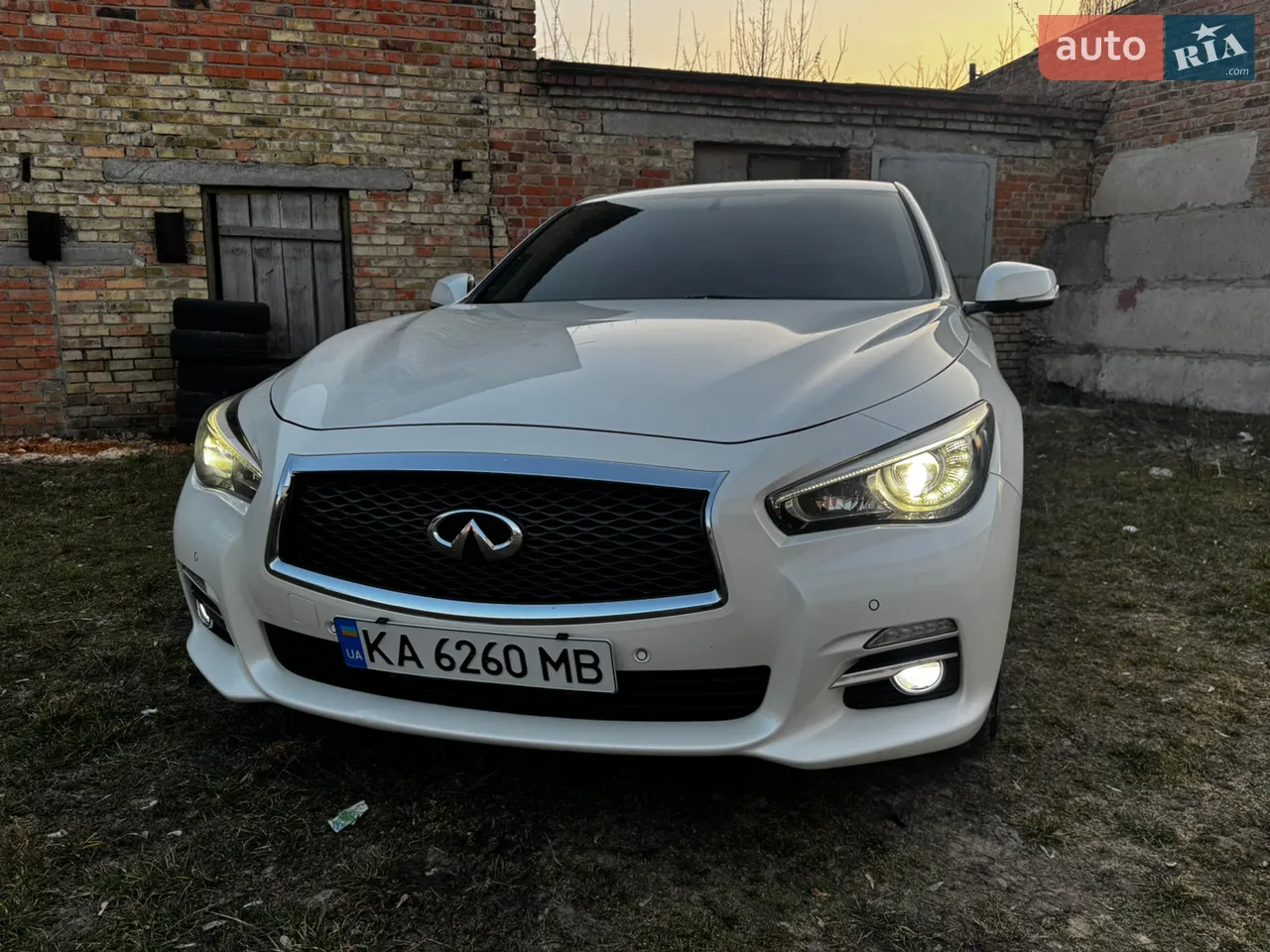 2014 Infiniti Q50 - мініатюра 9