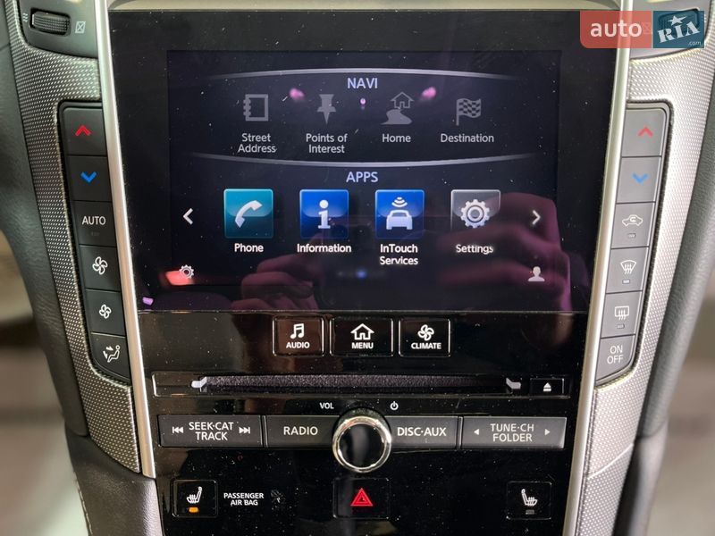 Седан Infiniti Q50 2017 в Одессе