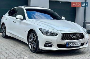 Седан Infiniti Q50 2015 в Тернополе