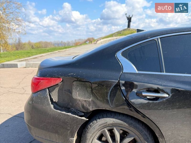 Седан Infiniti Q50 2016 в Черкассах