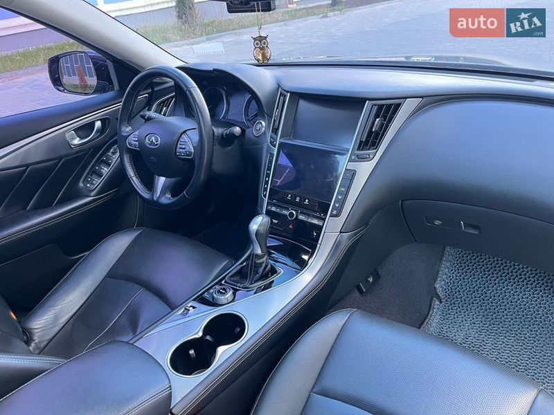 Седан Infiniti Q50 2016 в Виннице