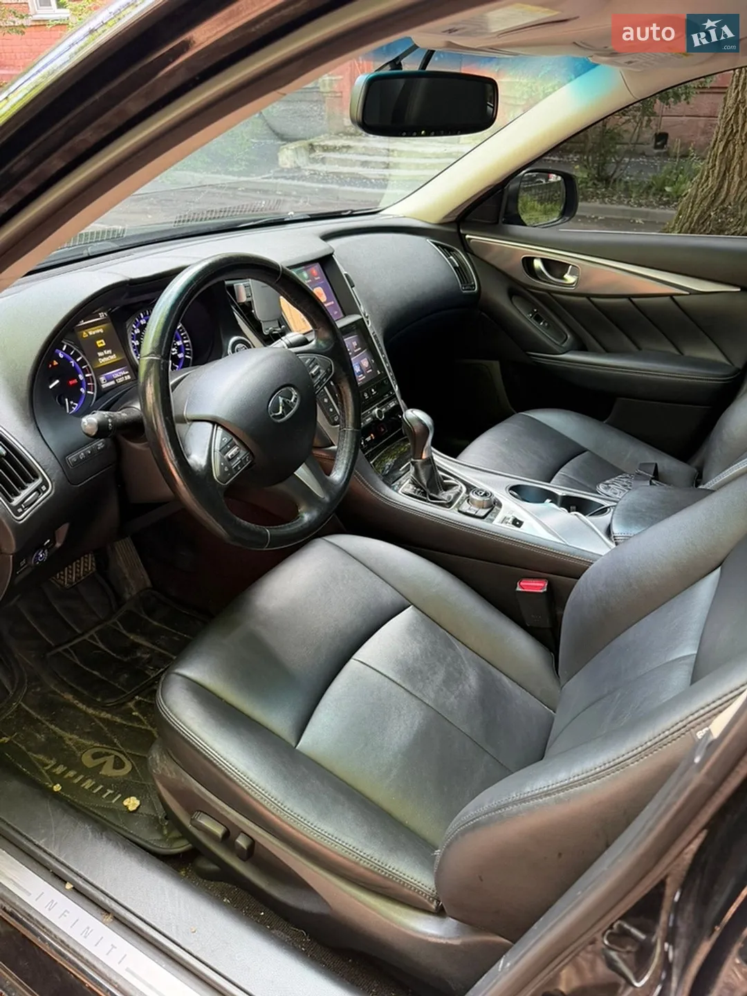 2015 Infiniti Q50 - мініатюра 12