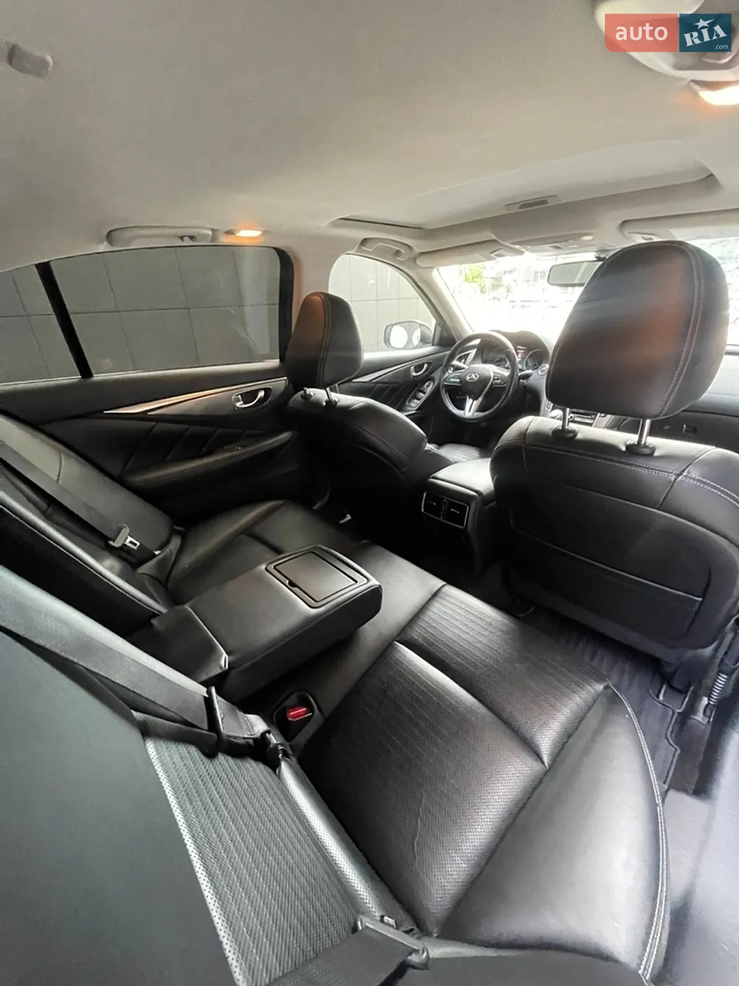 2017 Infiniti Q50 - мініатюра 12