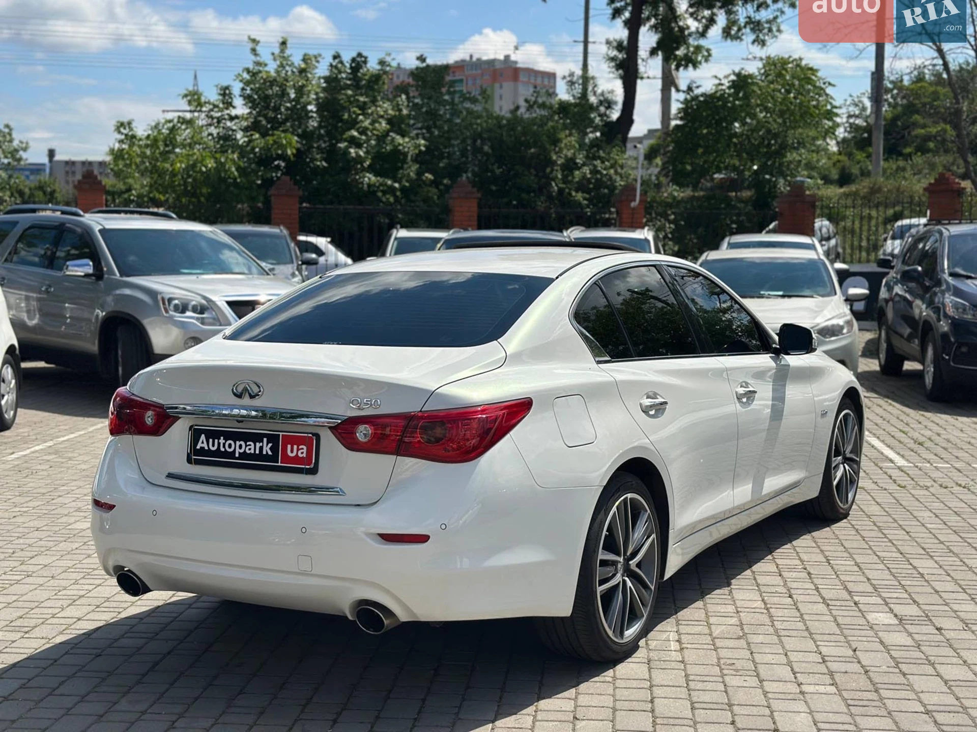 2015 Infiniti Q50 - мініатюра 9
