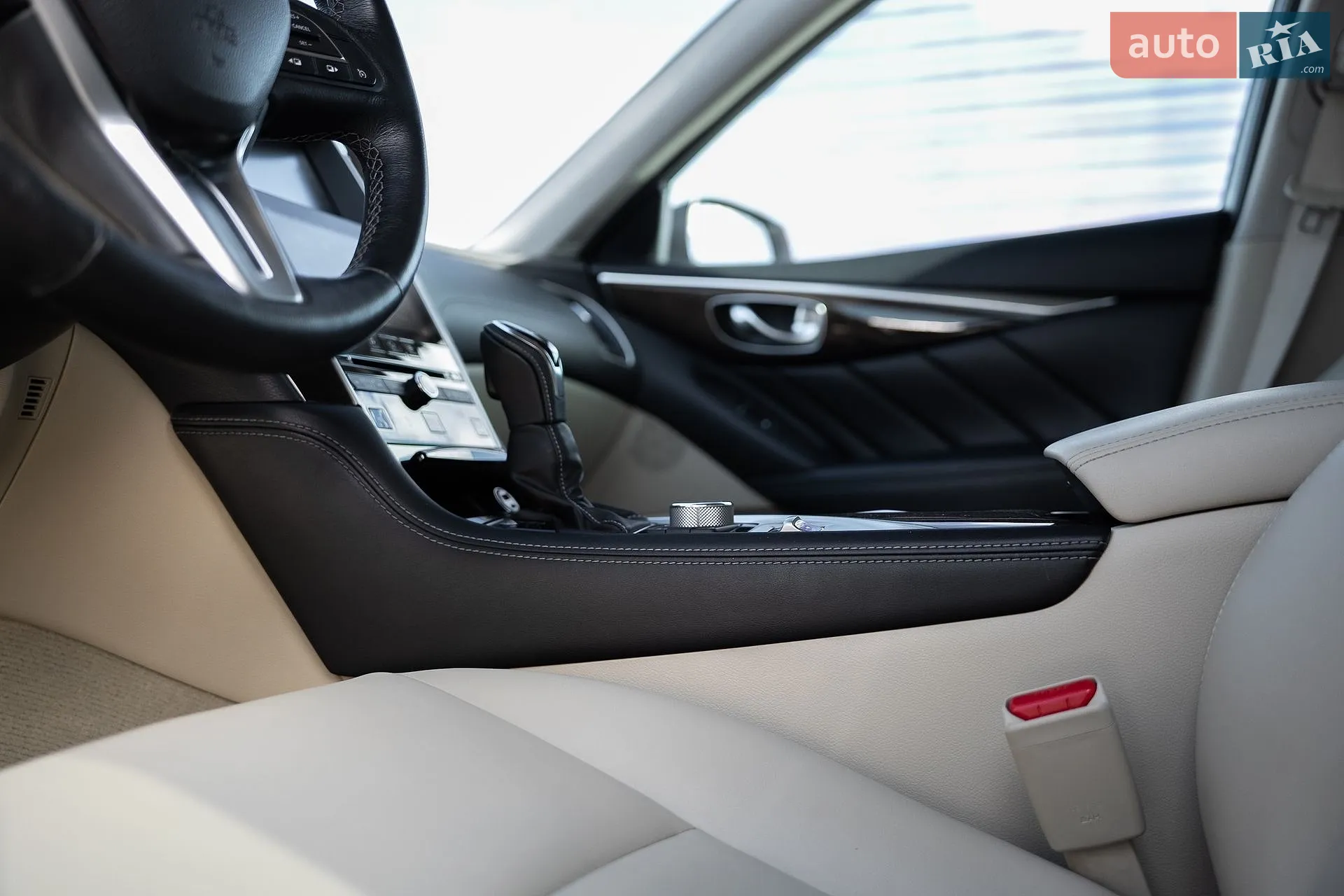 2017 Infiniti Q50 - мініатюра 12