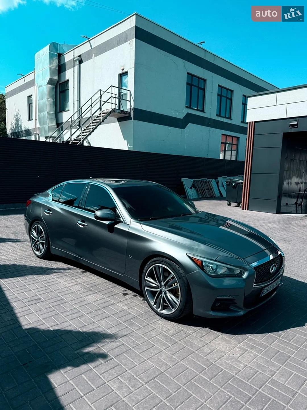 2015 Infiniti Q50 - мініатюра 2