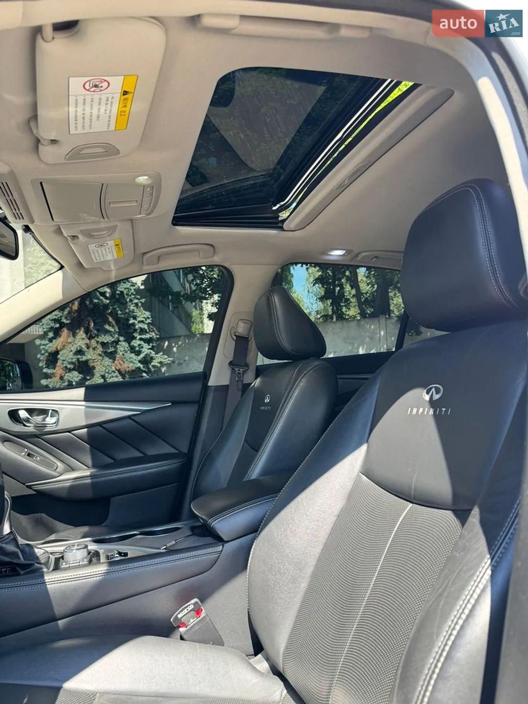 2014 Infiniti Q50 - мініатюра 15