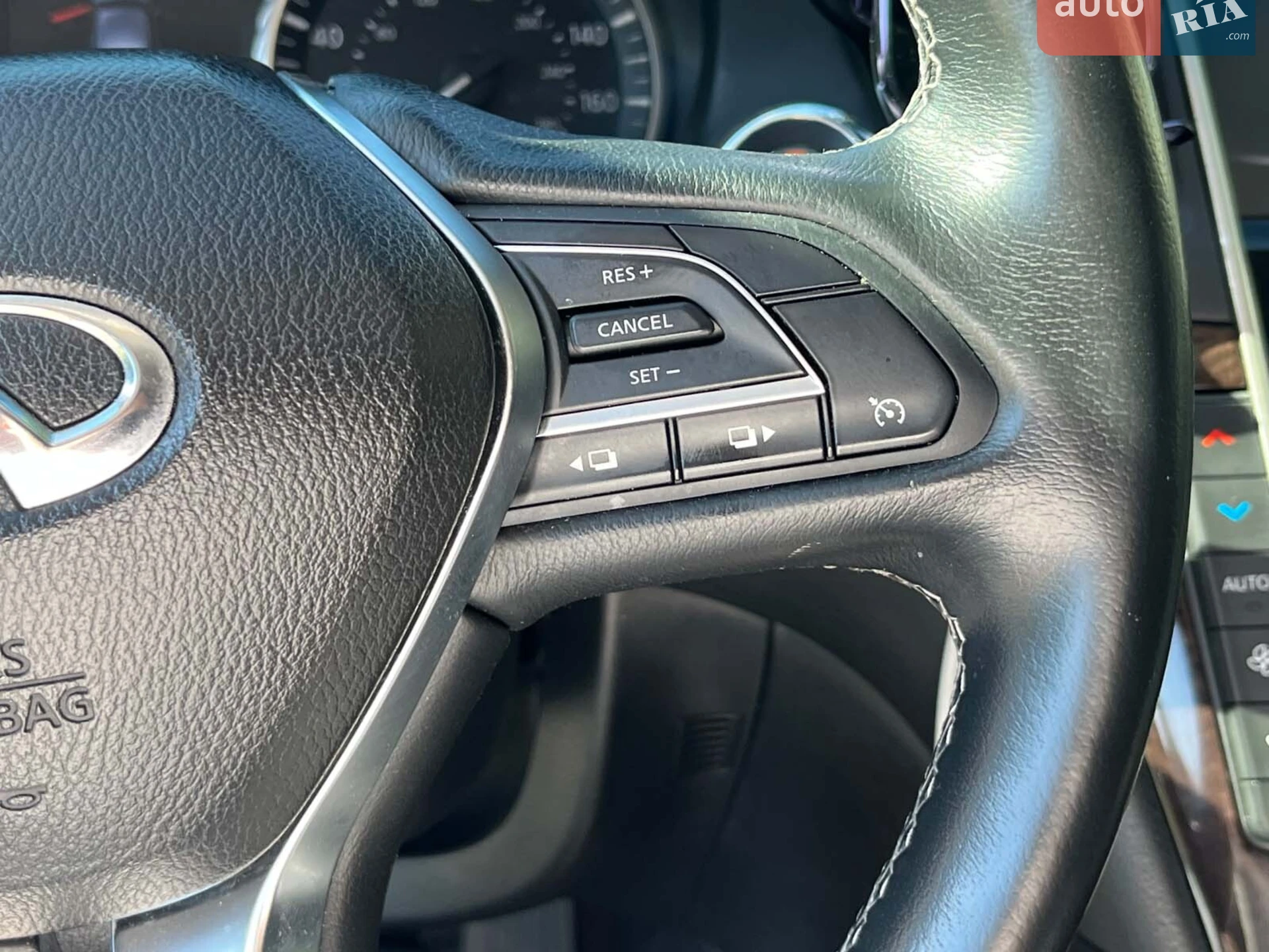 2018 Infiniti Q50 - мініатюра 31