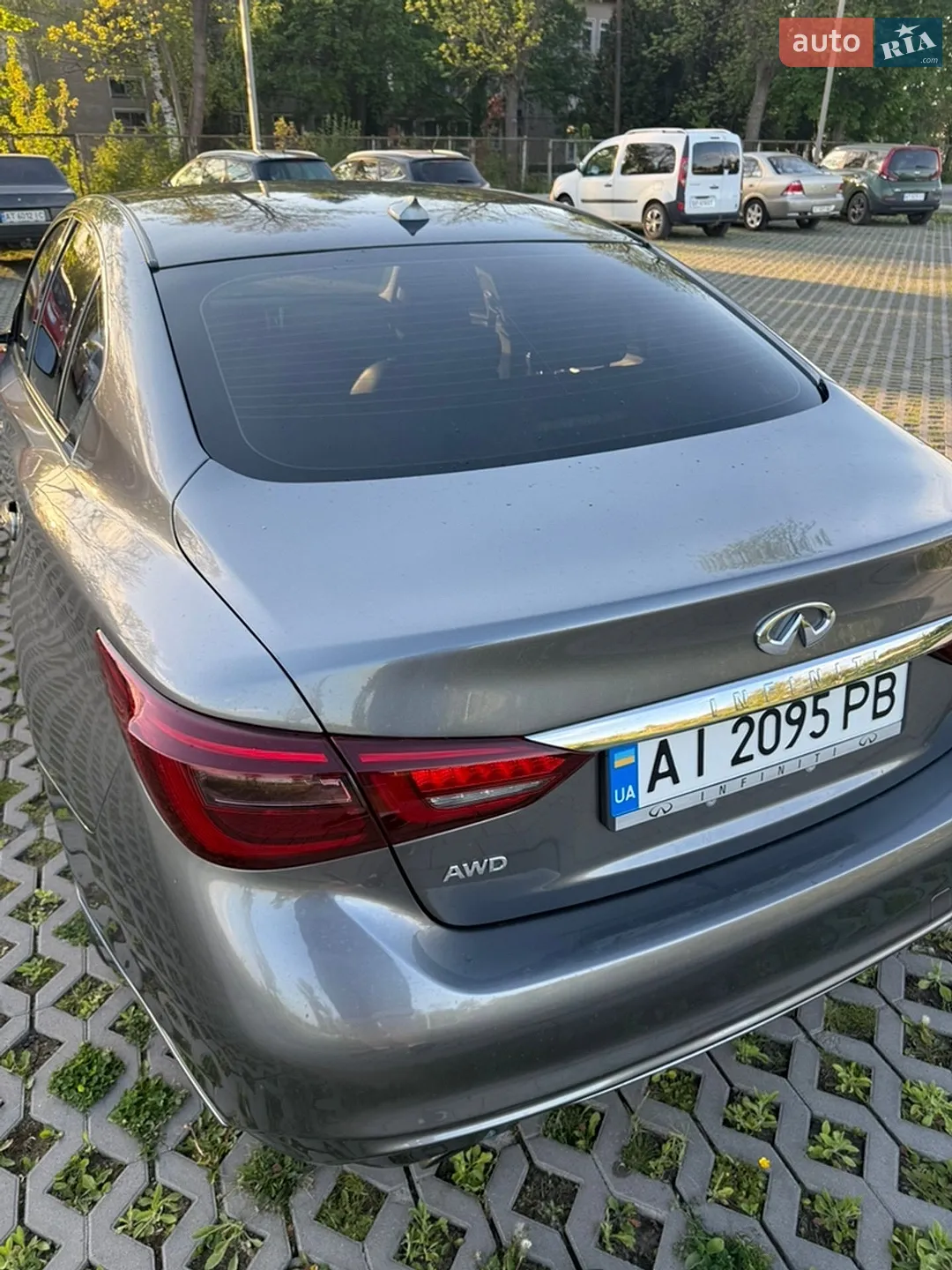 2017 Infiniti Q50 - мініатюра 10