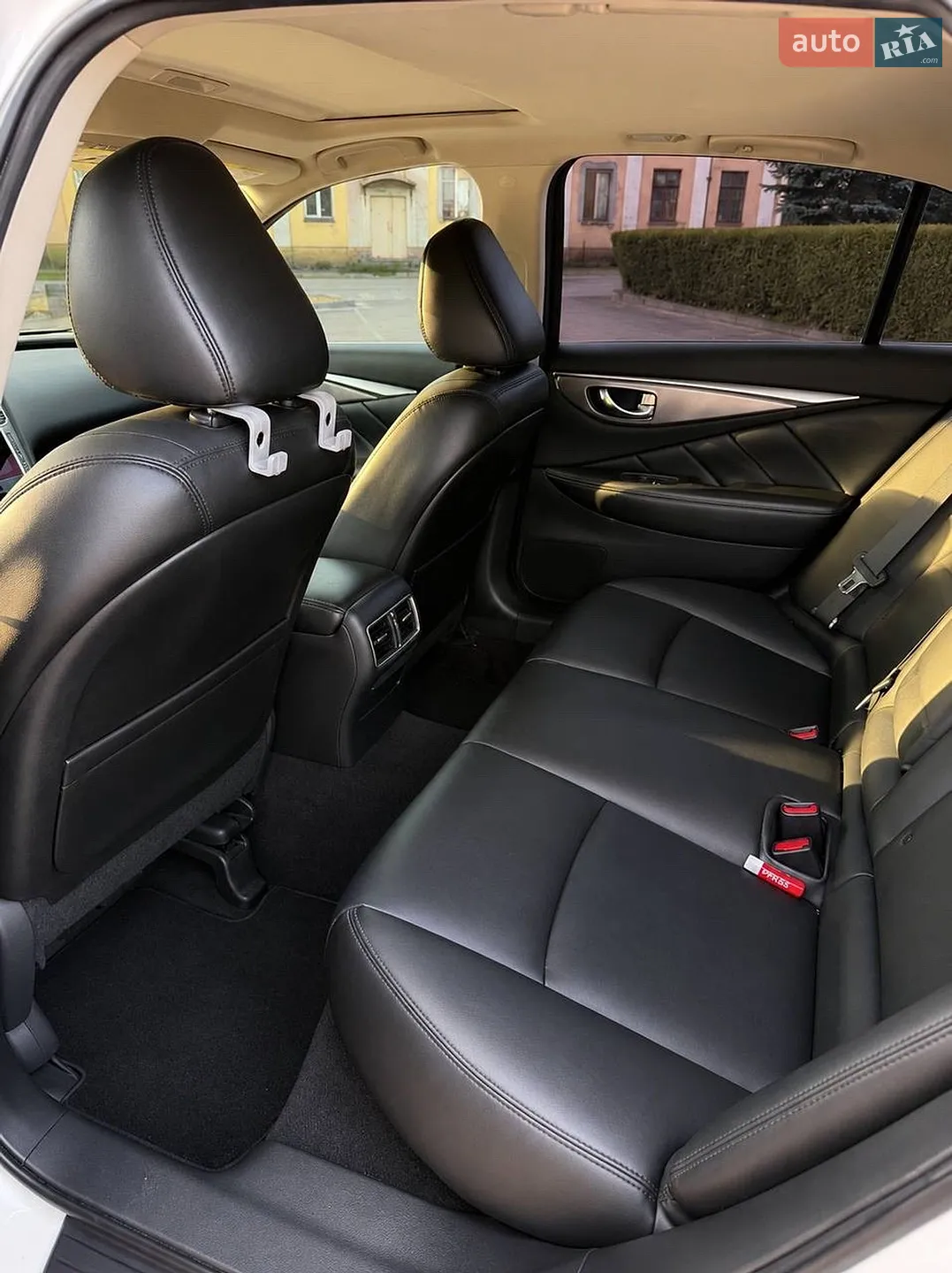 2016 Infiniti Q50 - мініатюра 9