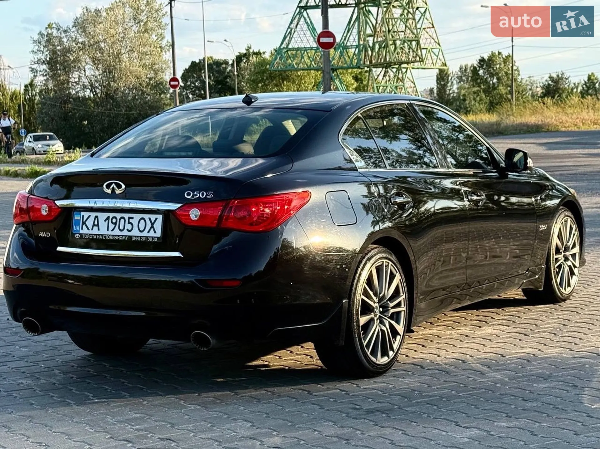 Infiniti Q50 2017 VIN JN1FV7AR5HM872098 фото оголошення 4 з 28