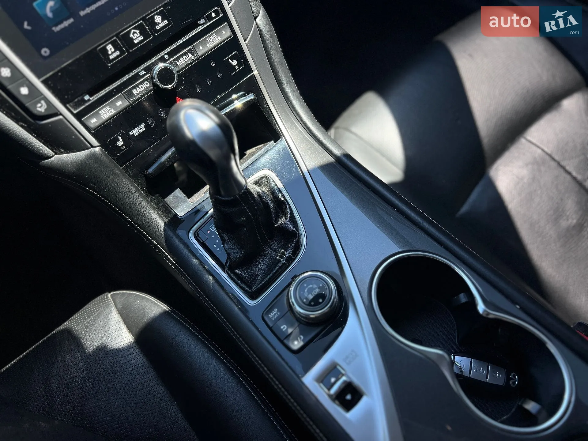2016 Infiniti Q50 - мініатюра 18