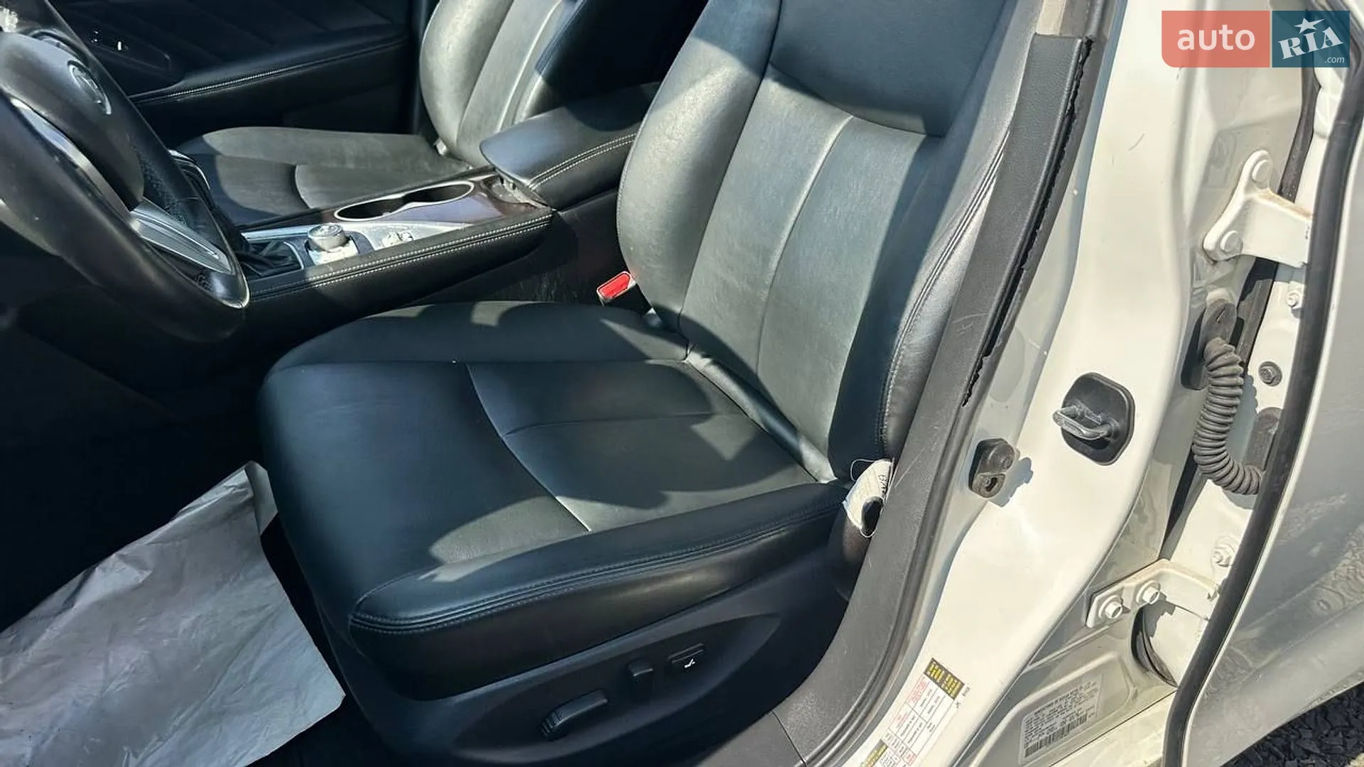 2017 Infiniti Q50 - мініатюра 15