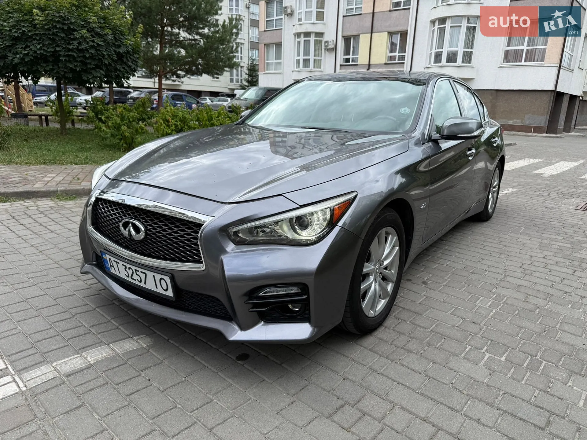 2015 Infiniti Q50 - мініатюра 2
