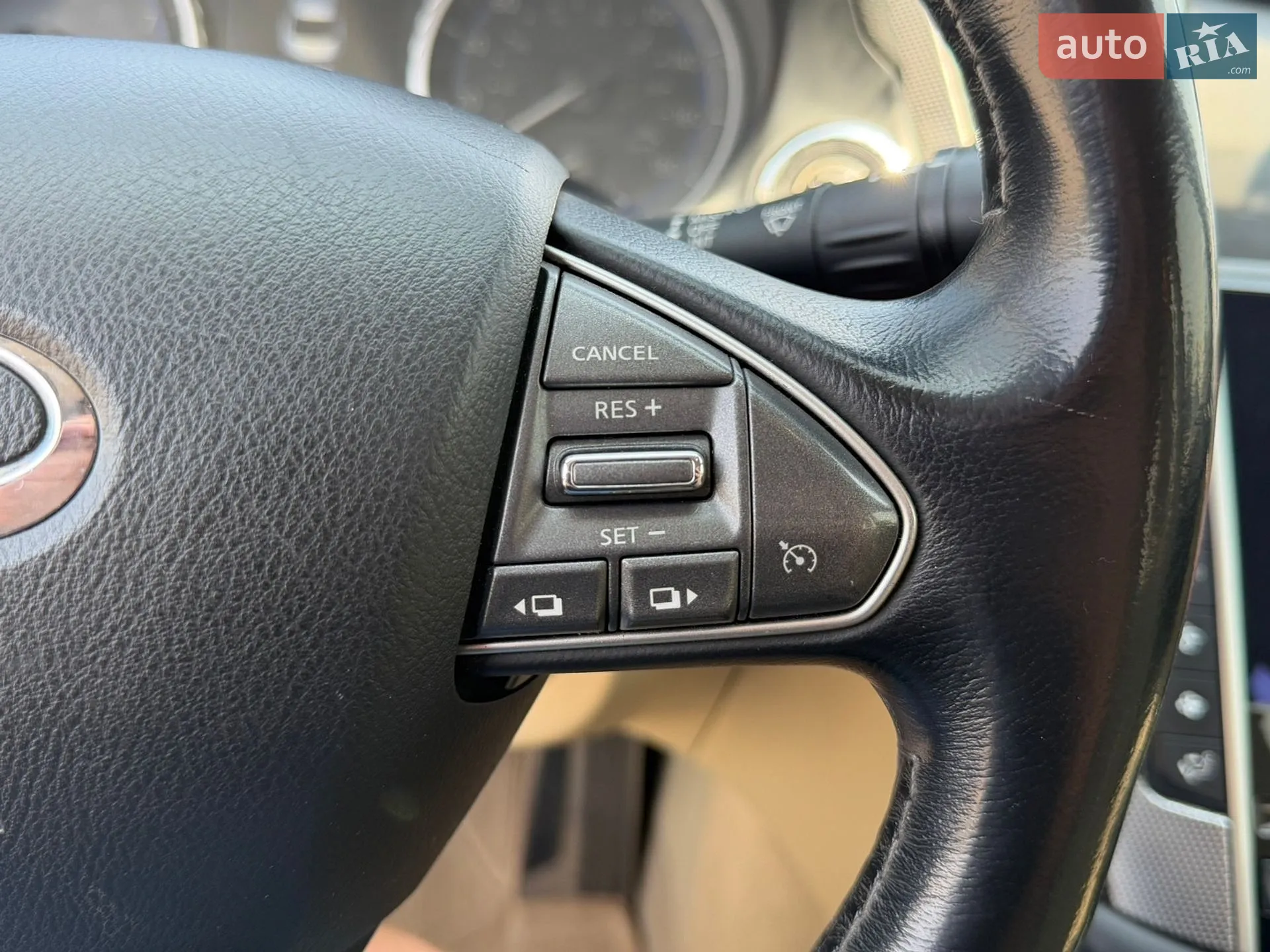 2015 Infiniti Q50 - мініатюра 22