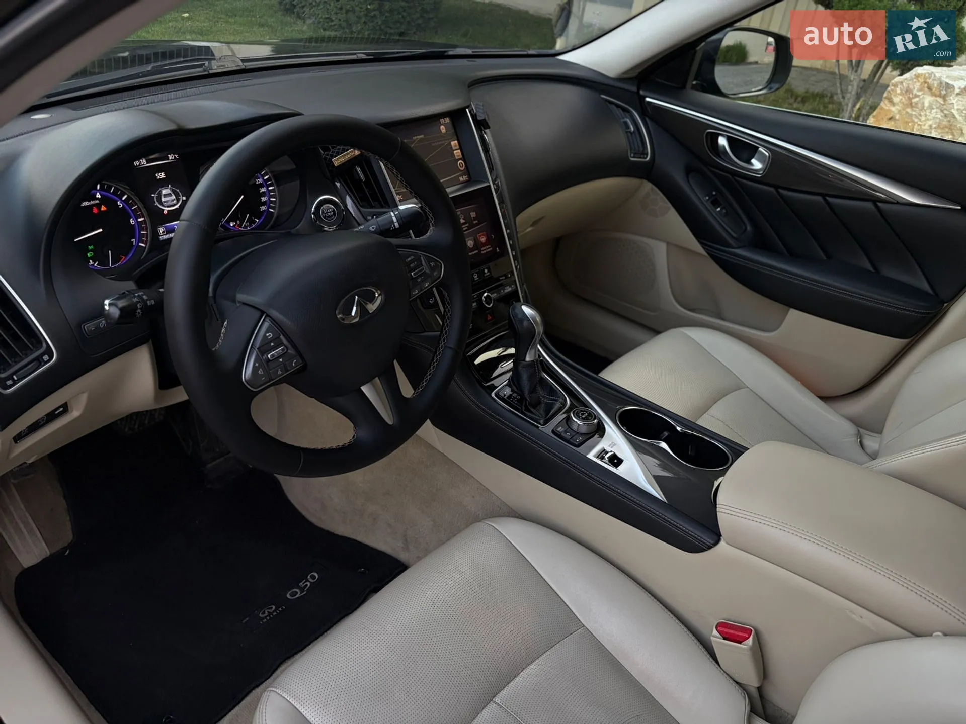 2016 Infiniti Q50 - мініатюра 15