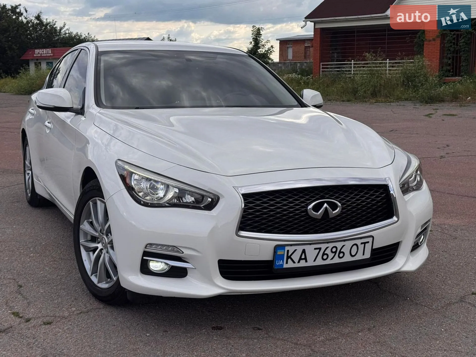2017 Infiniti Q50 - мініатюра 4
