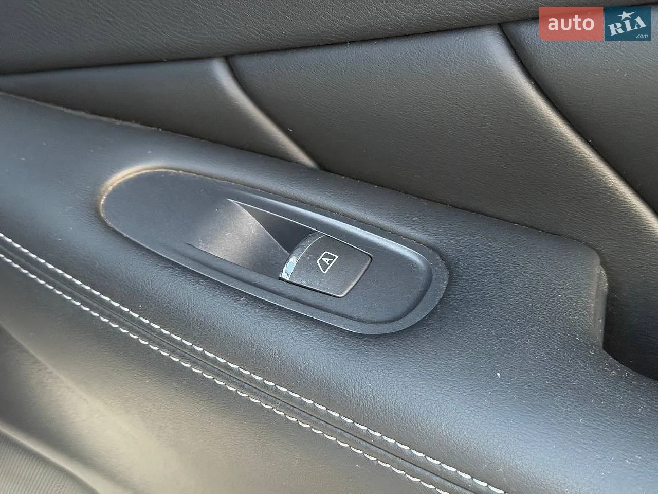 2016 Infiniti Q50 - мініатюра 42