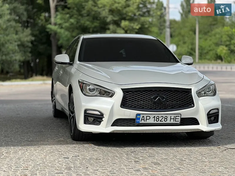 Infiniti Q50