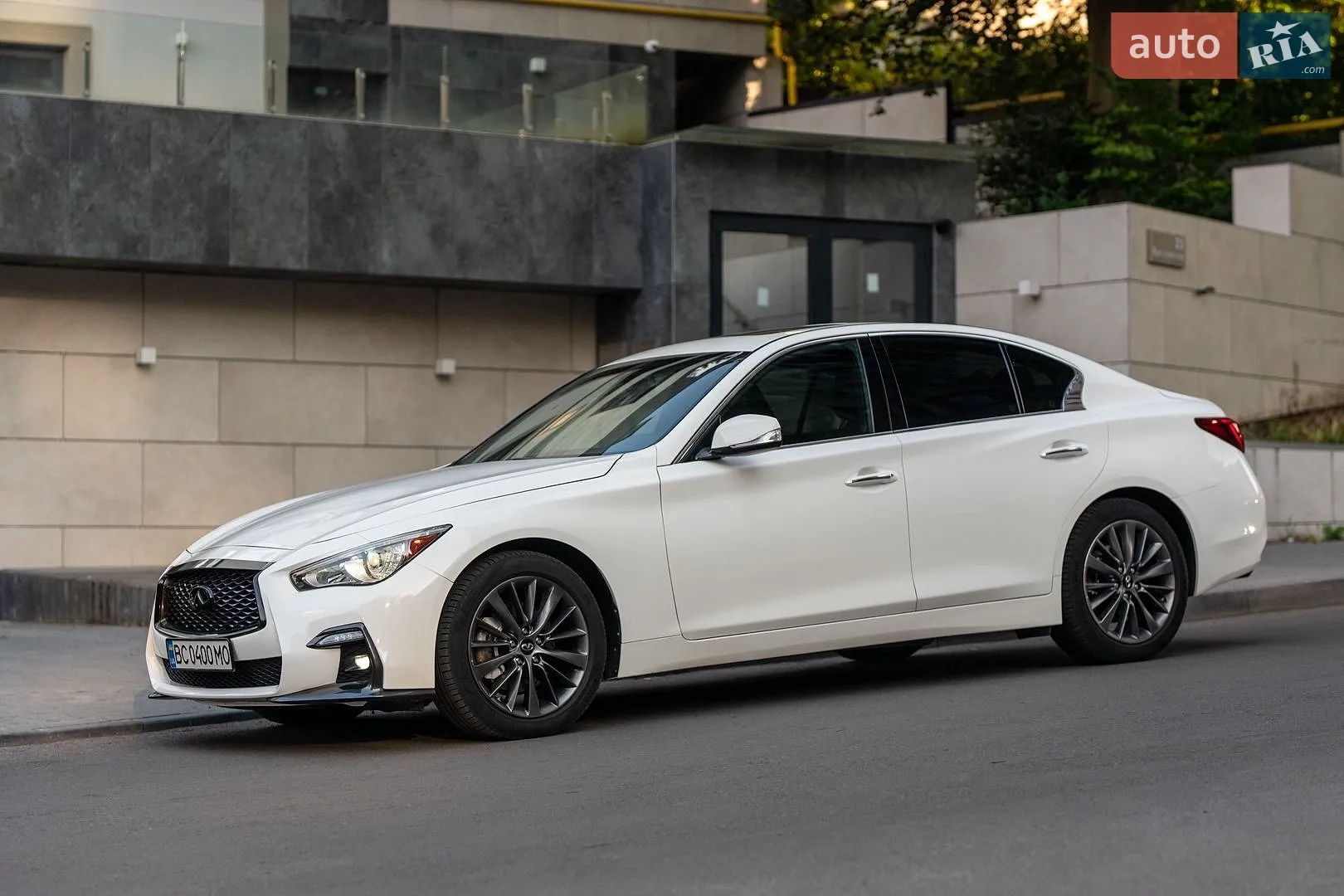 2017 Infiniti Q50 - мініатюра 4