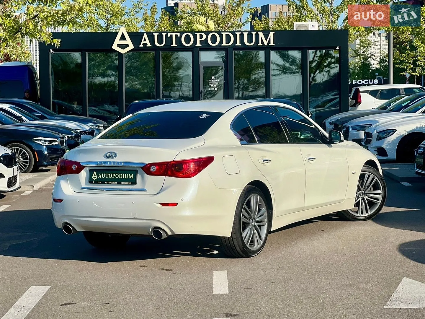 2015 Infiniti Q50 - мініатюра 11