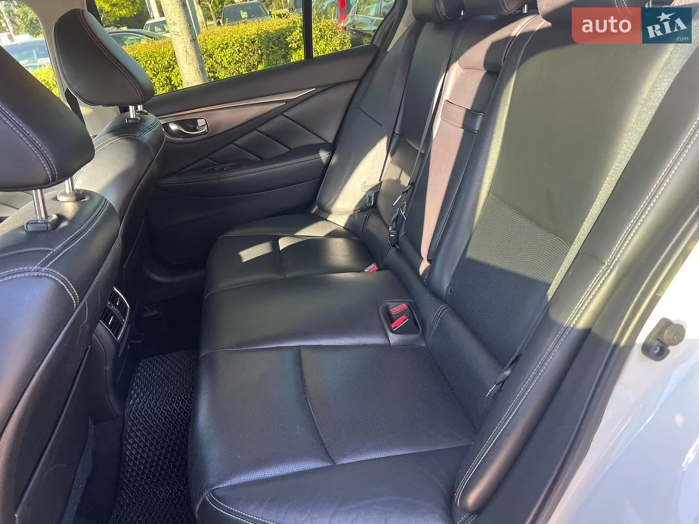 2015 Infiniti Q50 - мініатюра 31