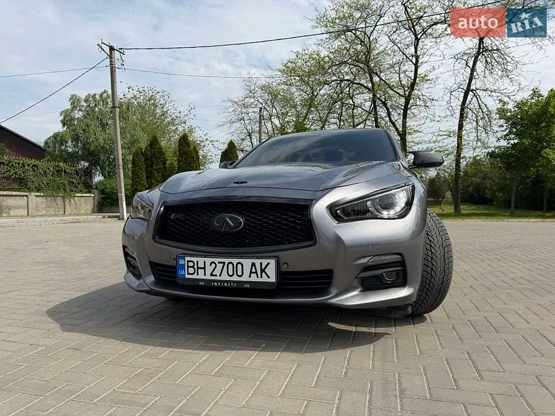 Infiniti Q50