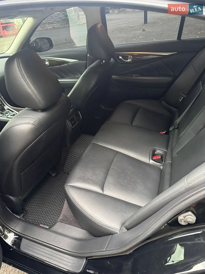 2017 Infiniti Q50 - мініатюра 9
