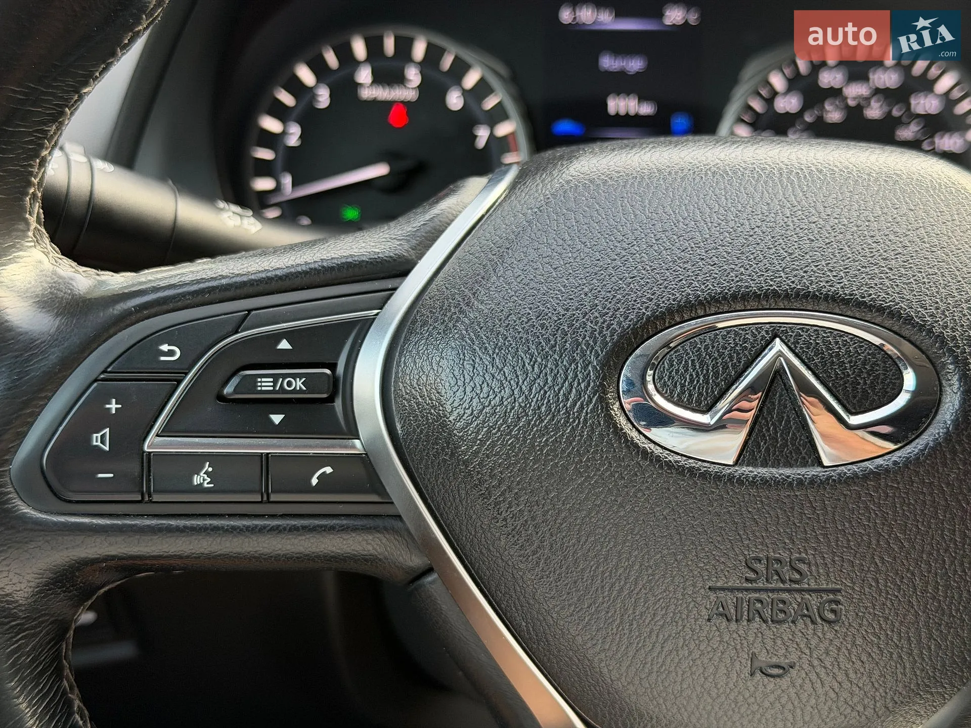 2017 Infiniti Q50 - мініатюра 44