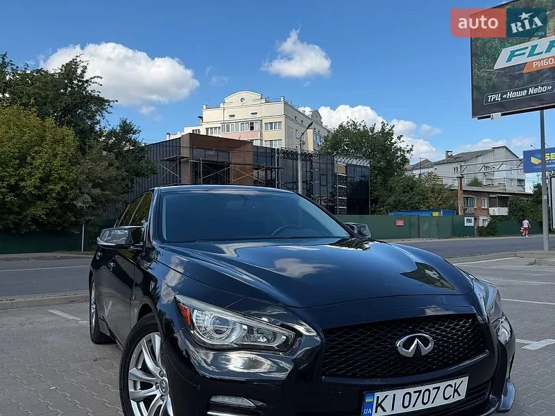 Infiniti Q50 2014