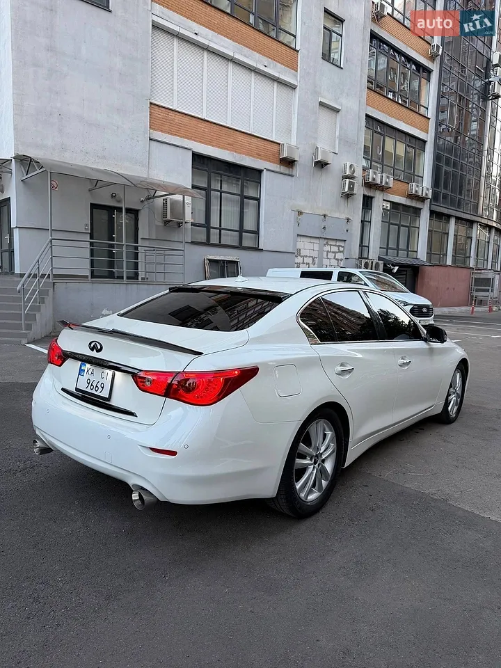 Infiniti Q50 2016 photo 4