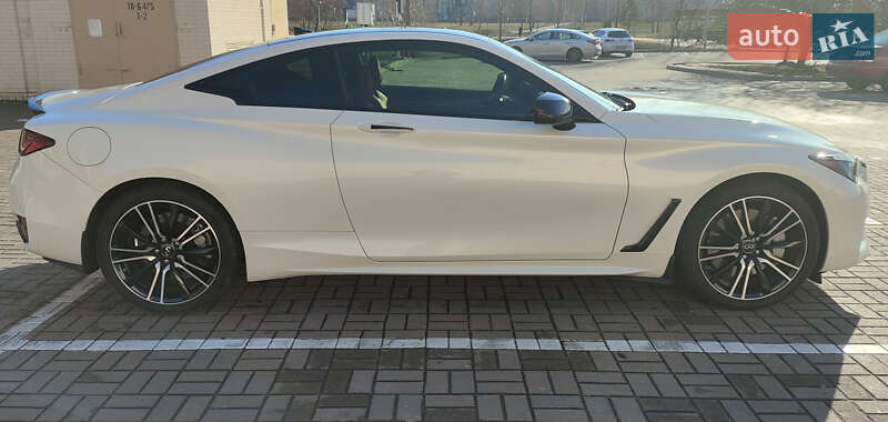 Купе Infiniti Q60 2018 в Киеве