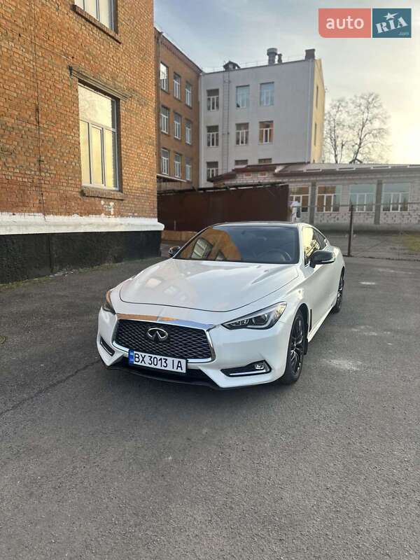Купе Infiniti Q60 2016 в 