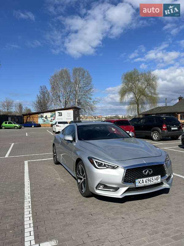 Купе Infiniti Q60 2016 в Киеве