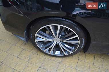 Купе Infiniti Q60 2016 в 